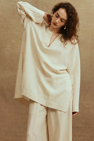 Conjunto de armonía pastoral en color beige arenisca. Conjunto de armonía pastoral en color beige arenisca.