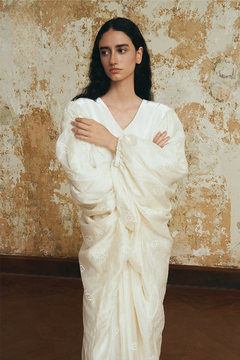 Billow Form Batwing Dress